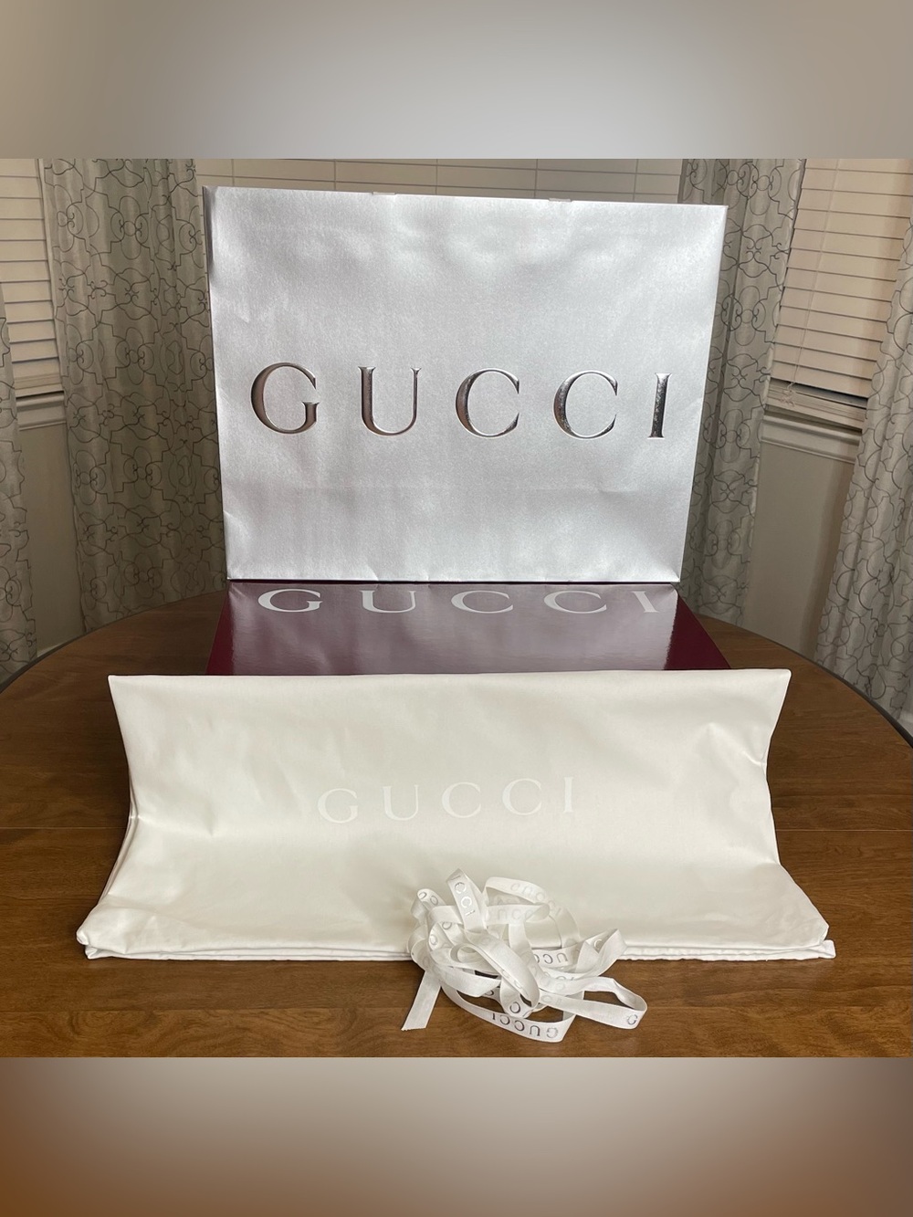 Authentic Gucci Packaging Set - Large - Picture 2 of 8
